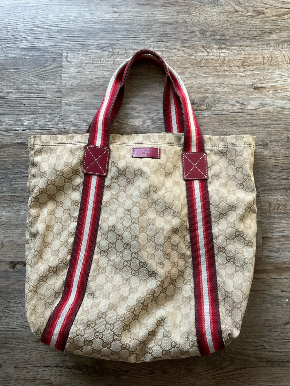 Gucci Beige GG Monogram Canvas Tote with Red Stripe Handles - Picture 5 of 12